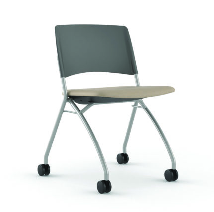 Delta task chair, uph seat and plastic back, with casters